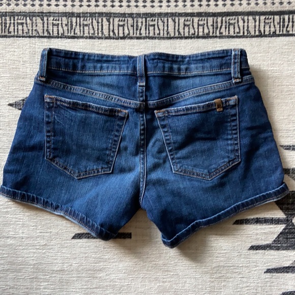 Joe’s Rolled Up Jean Short - Picture 2 of 5